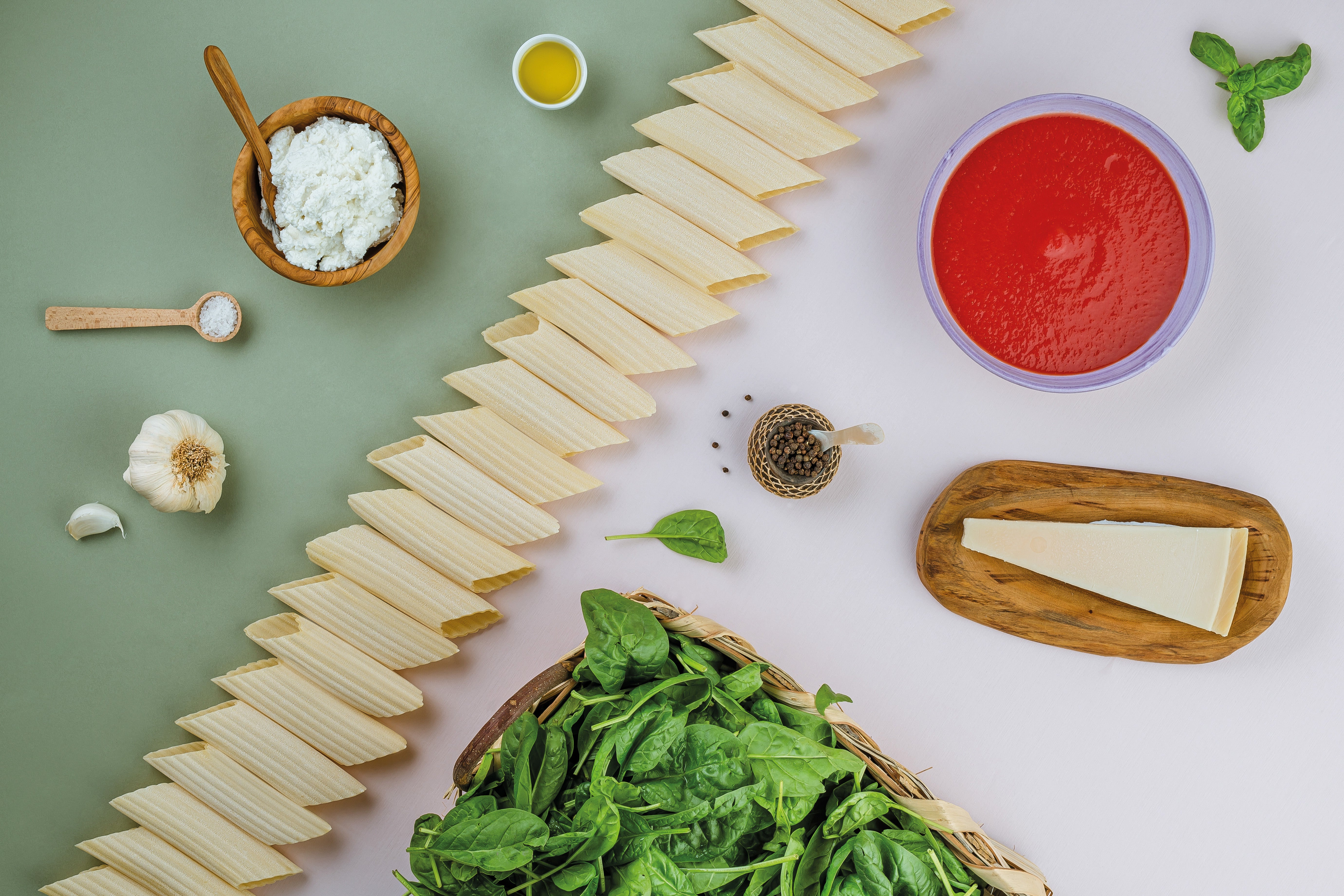 Baked Manicotti with ricotta cheese and spinach